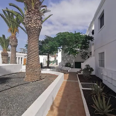 La Ola *